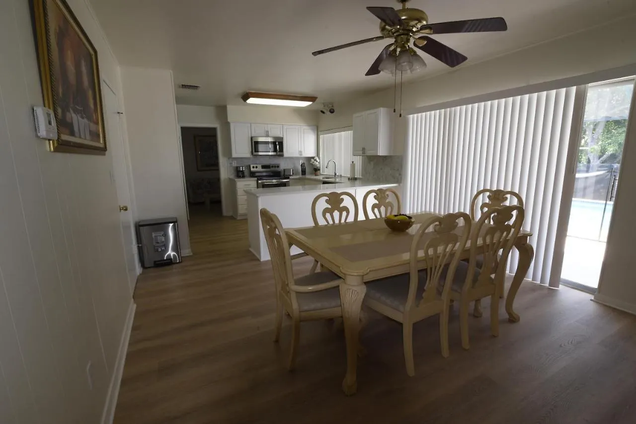 Airbnb * Miami