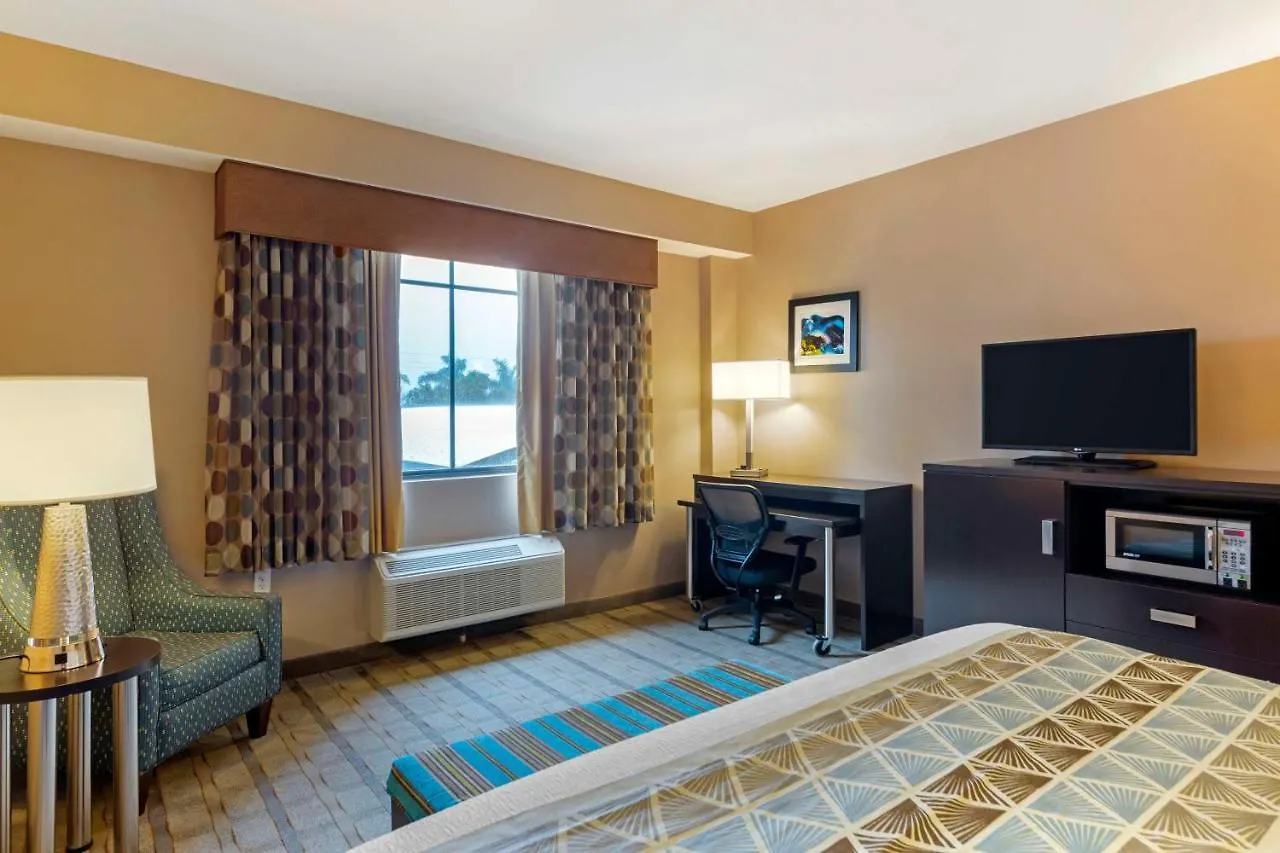 Western Miami Executive Airport And 3* Kendall