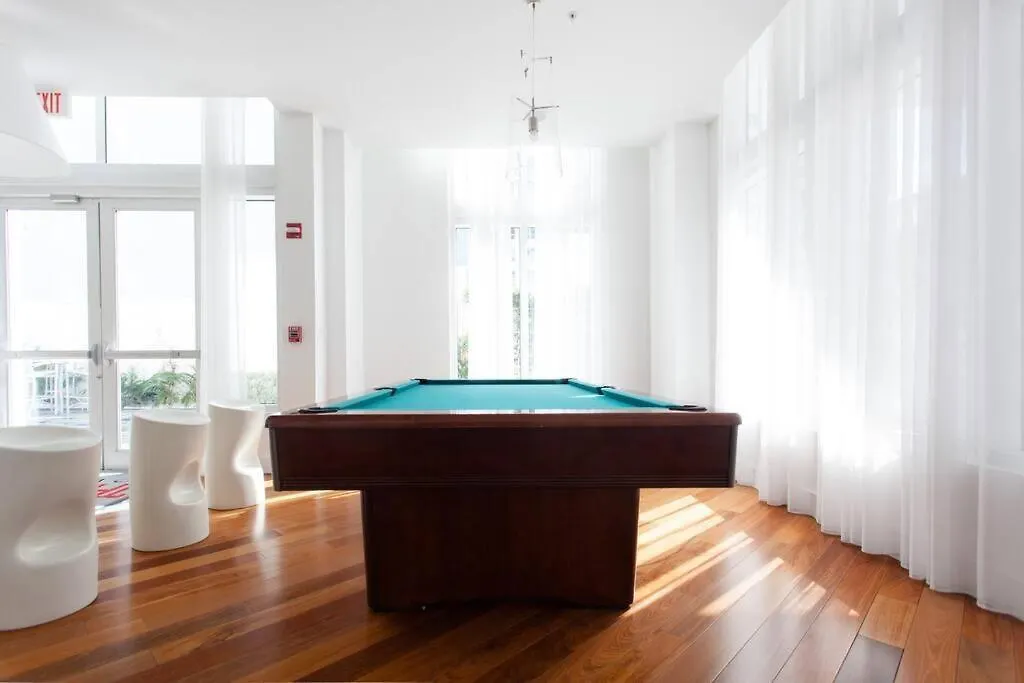 Contemporary Loft In Beautiful Down 4 People 1608 Apartment