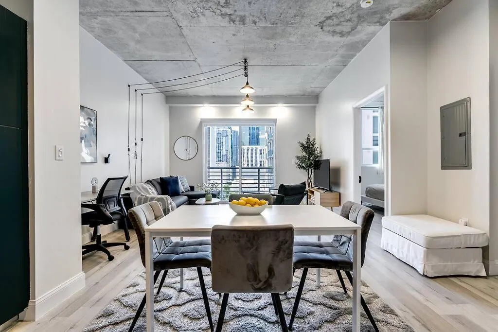 Apartment Contemporary Loft In Beautiful Down 4 People 1608 *