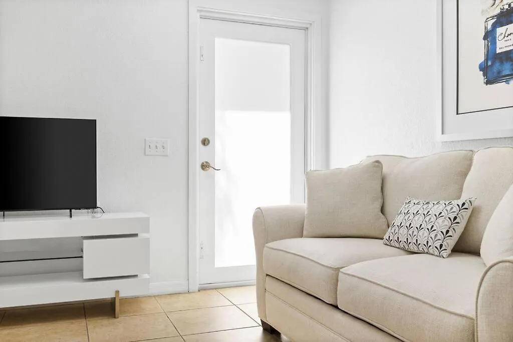 Beautiful In The Heart Of Apt 8 *