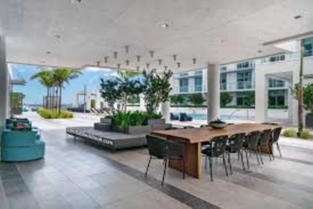 Design District, View Of The Bay - Miami
