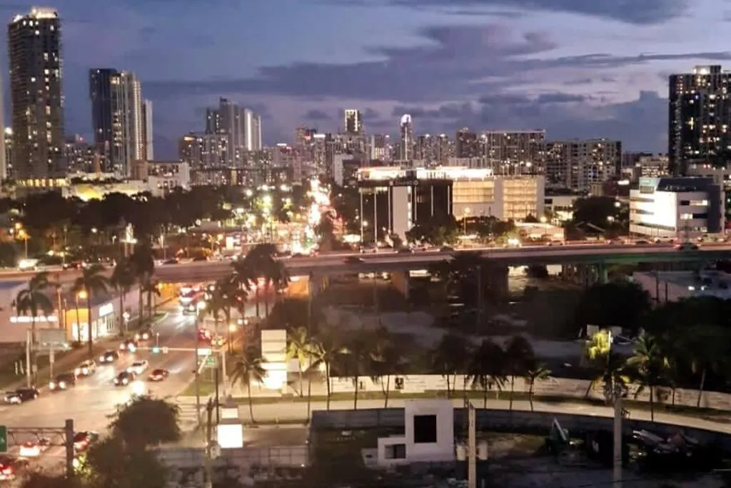 Design District, View Of The Bay - *