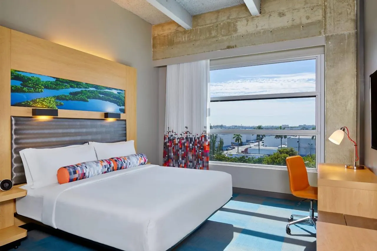 Aloft Miami Airport 3*