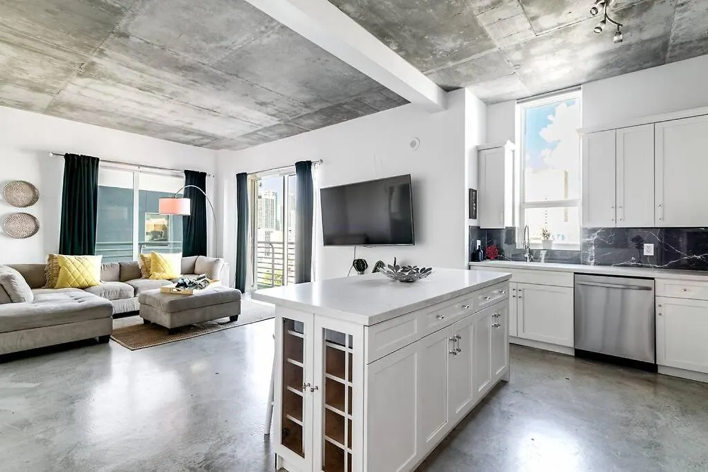 Spectacular 2-br 4 People 1107 Apartment Miami