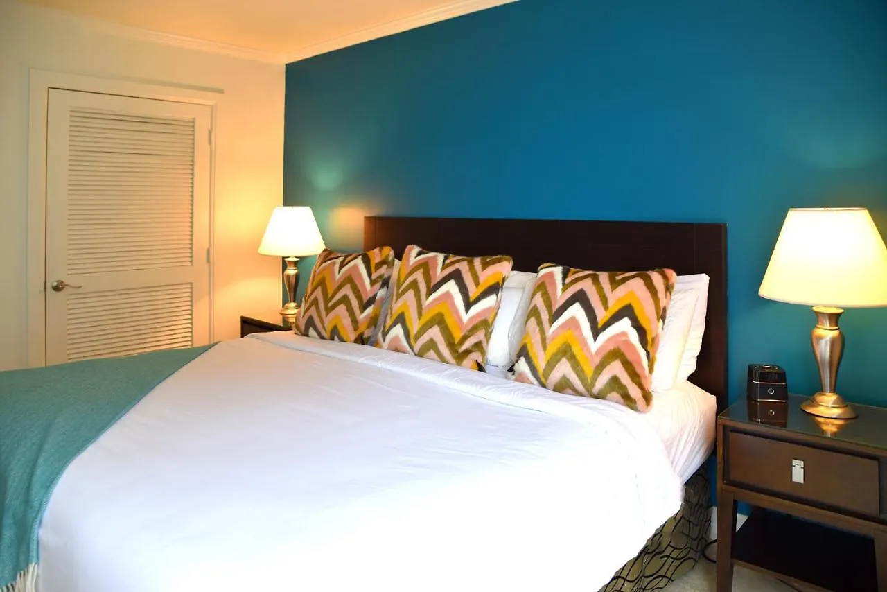 Apartment Relaxing In The Grove, Free Parking Miami