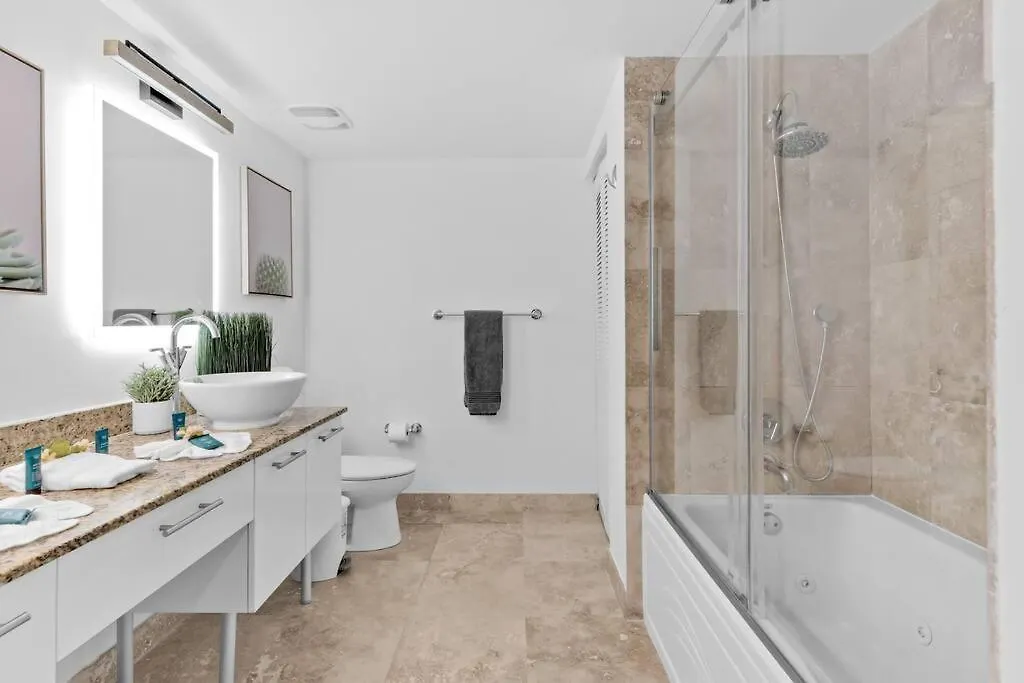 Apartment Elegant King Bedroom Loft Miami