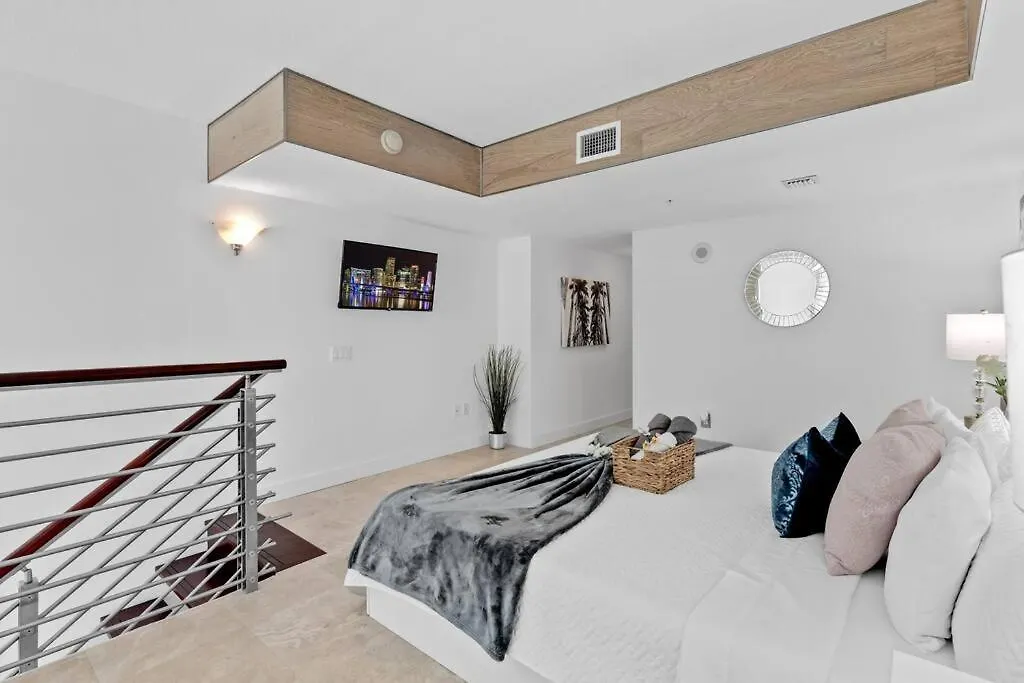 Elegant King Bedroom Loft Miami