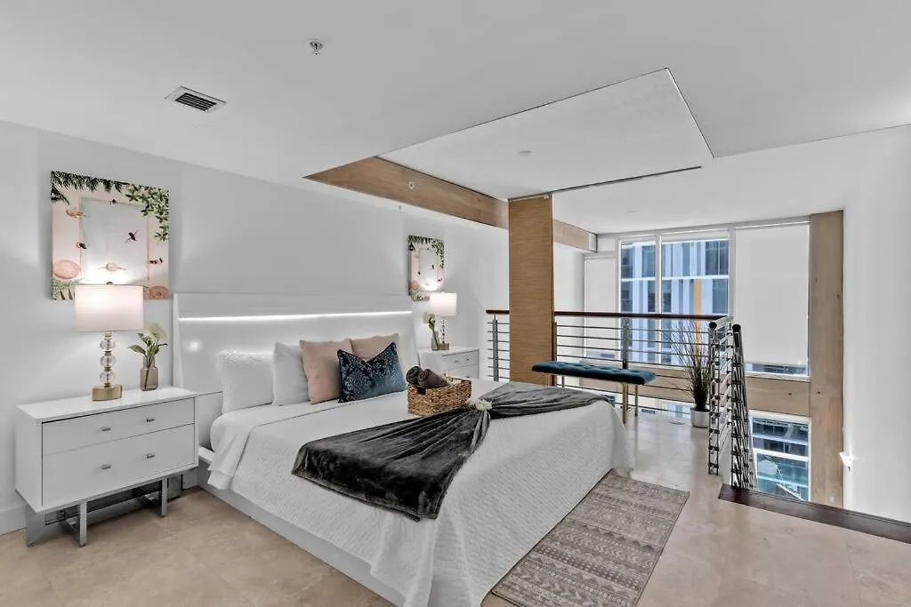 Elegant King Bedroom Loft Apartment Miami
