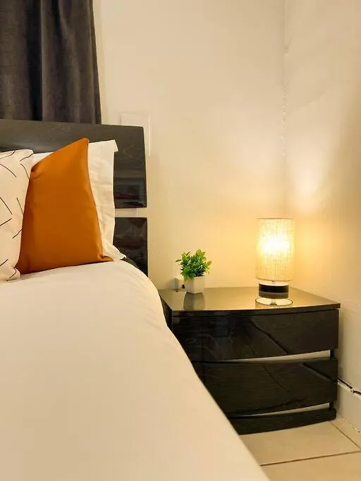 Apartment Cozy 1-bedroom In *