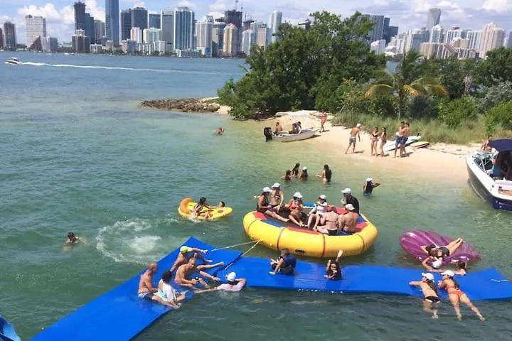 Vacay Spot Wynwood Jungle Getaway, Shower Massage Jets, Bbq, Patio Led Vibes, Prime Loc! 6 Blocks Away From Bars, Nite Clubs, Res, Shops Μαϊάμι