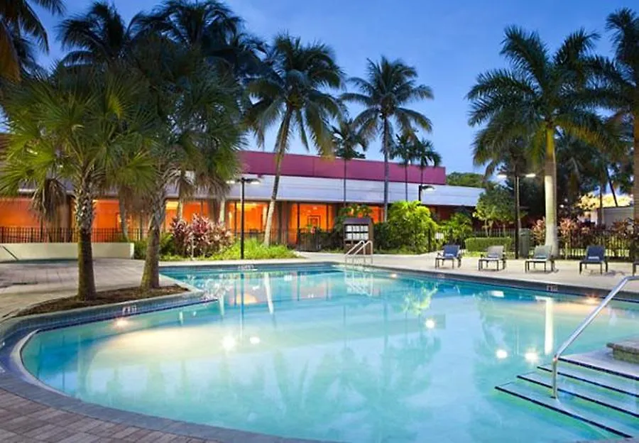 Courtyard By Marriott Airport Hotell