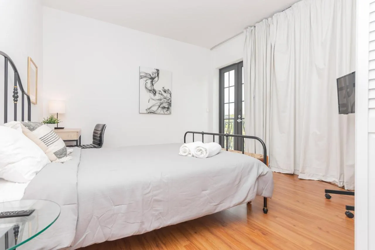 Downtown 2 Bedrooms - 10 Minutes To Beach - 5 Minutes To Wynwood Apartmán *