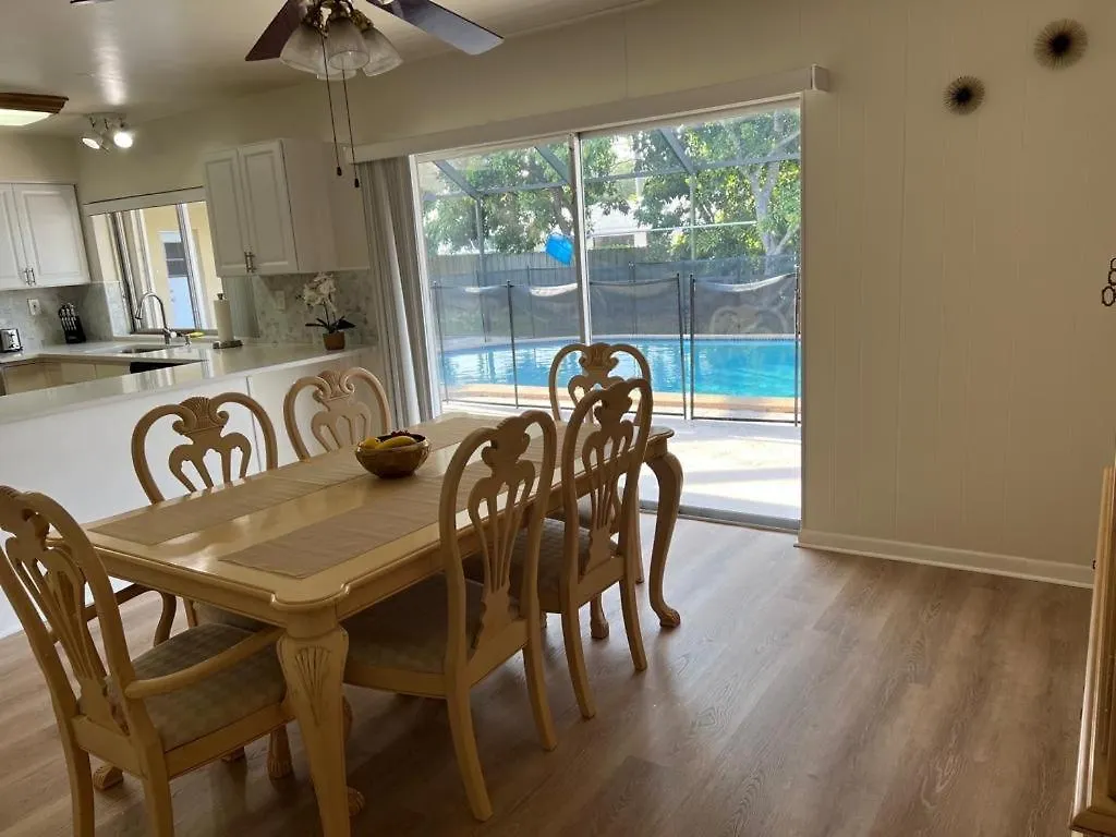 Airbnb * Miami