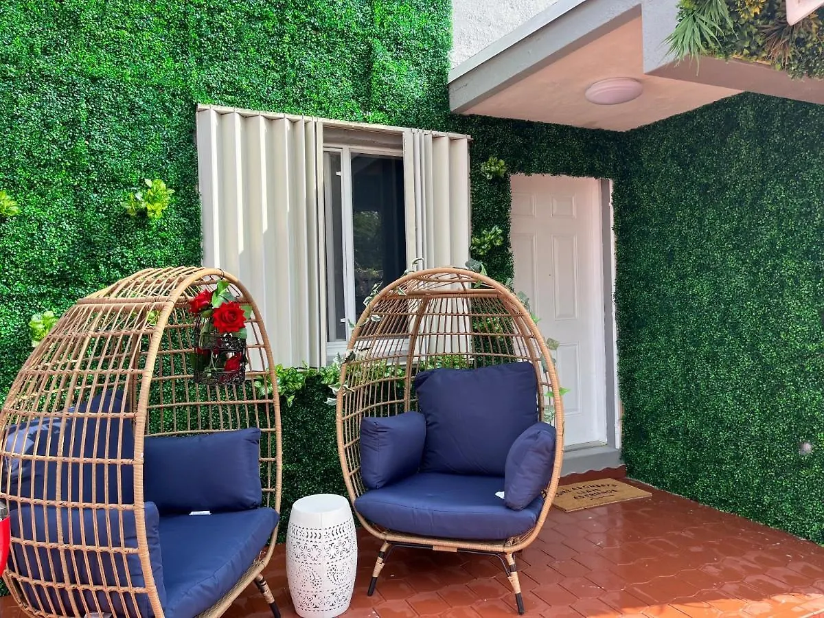 Guest house Summer Gardens Wynwood Concept *