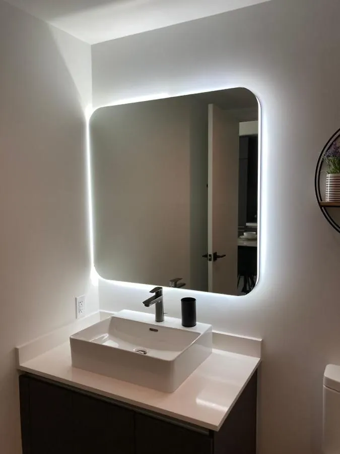 Brand New Modern 1 Bedroom Unit Downtown Appartamento *