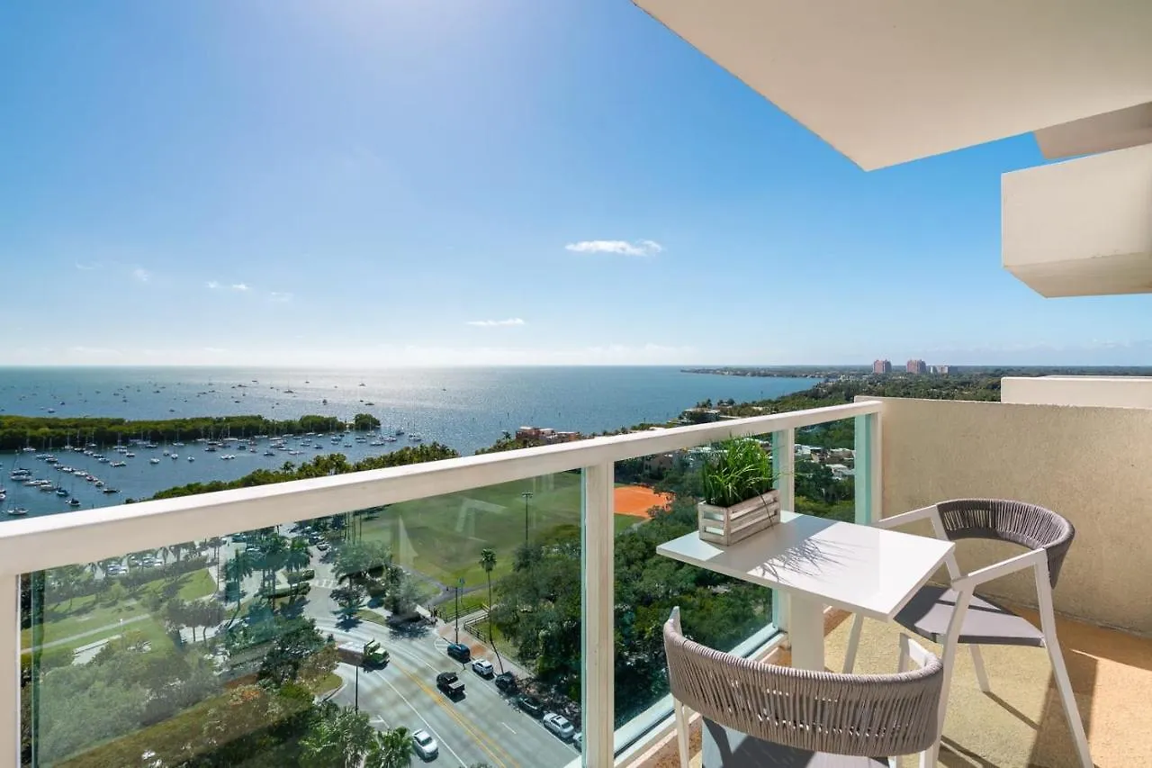 Holiday home Ocean View Balcony Steps From Restaurants, Peacock Park & Marina