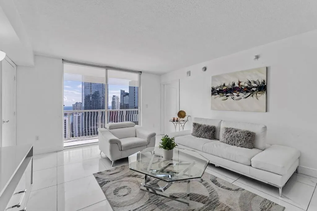 Apartment Stylish 2bed 2bath Over Brickell Skyline With Free Parking *