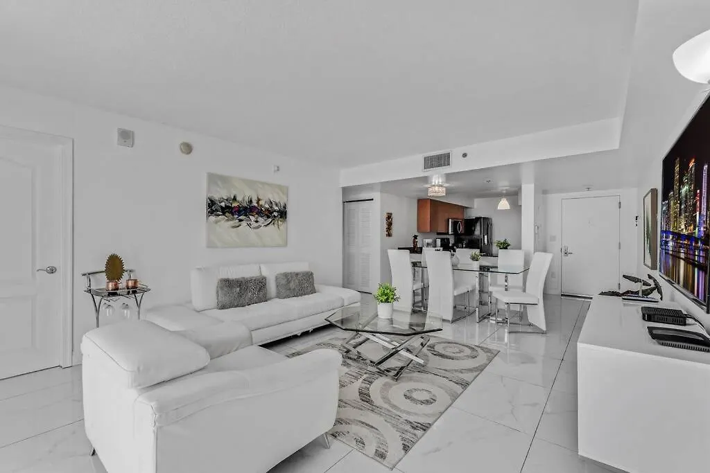Stylish 2bed 2bath Over Brickell Skyline With Free Parking Apartment Miami