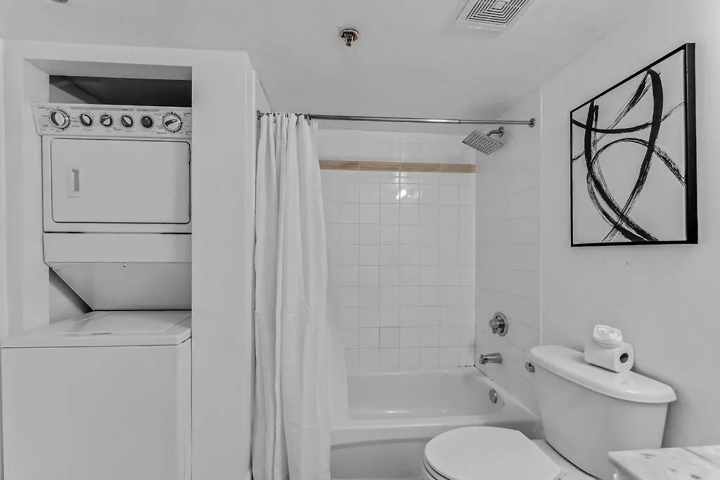 Stylish 2bed 2bath Over Brickell Skyline With Free Parking Apartment Miami
