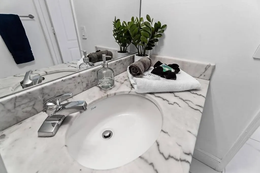 Apartment Stylish 2bed 2bath Over Brickell Skyline With Free Parking Miami