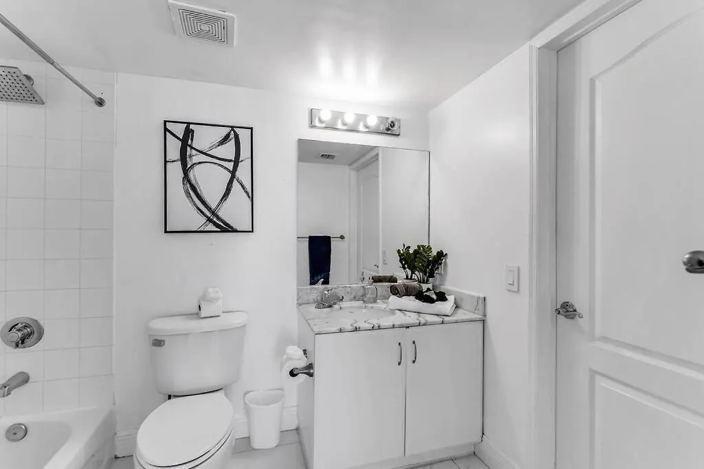 Stylish 2bed 2bath Over Brickell Skyline With Free Parking