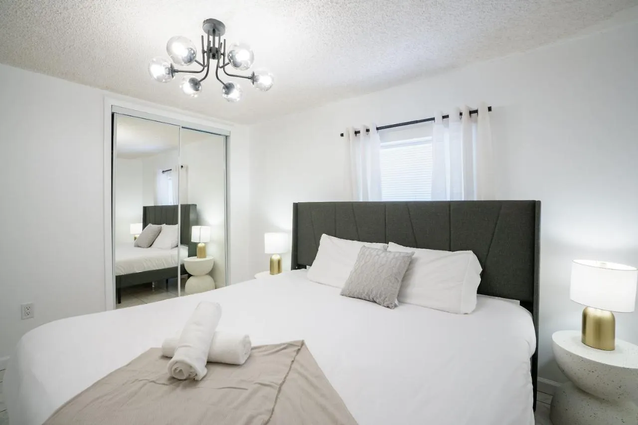 Apartment Modern 3-bedroom In The Heart Of Wynwood Art District *