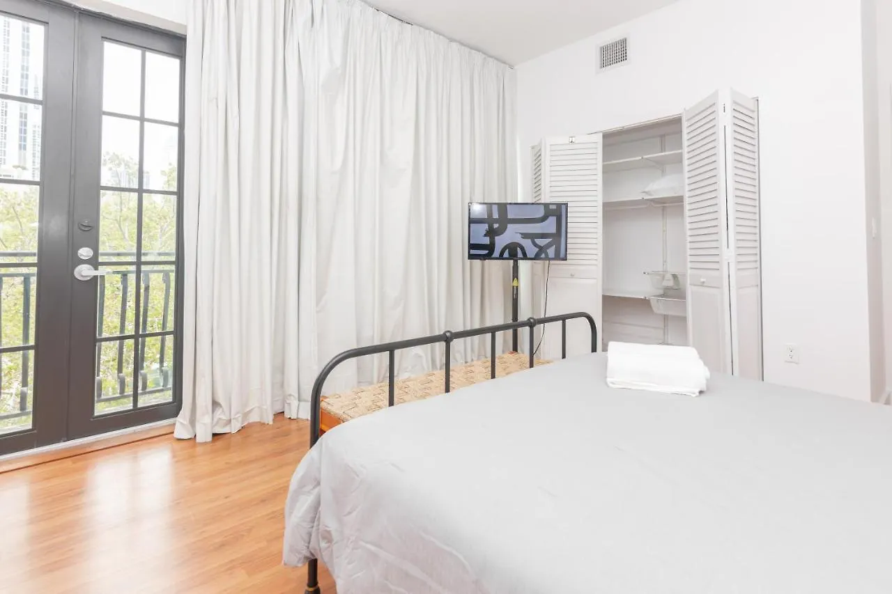 Downtown 2 Bedrooms - 10 Minutes To Beach - 5 Minutes To Wynwood Apartmán *