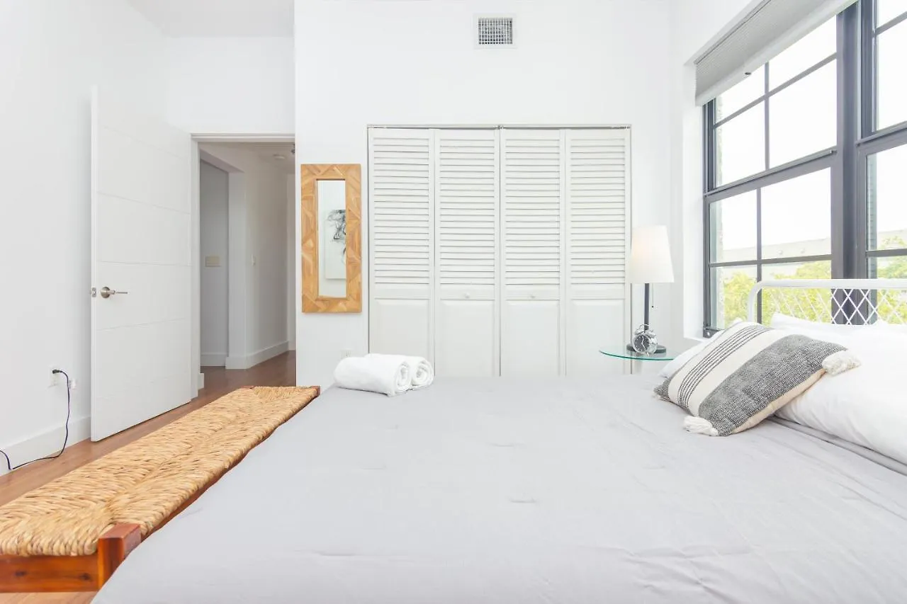 Downtown 2 Bedrooms - 10 Minutes To Beach - 5 Minutes To Wynwood * Miami