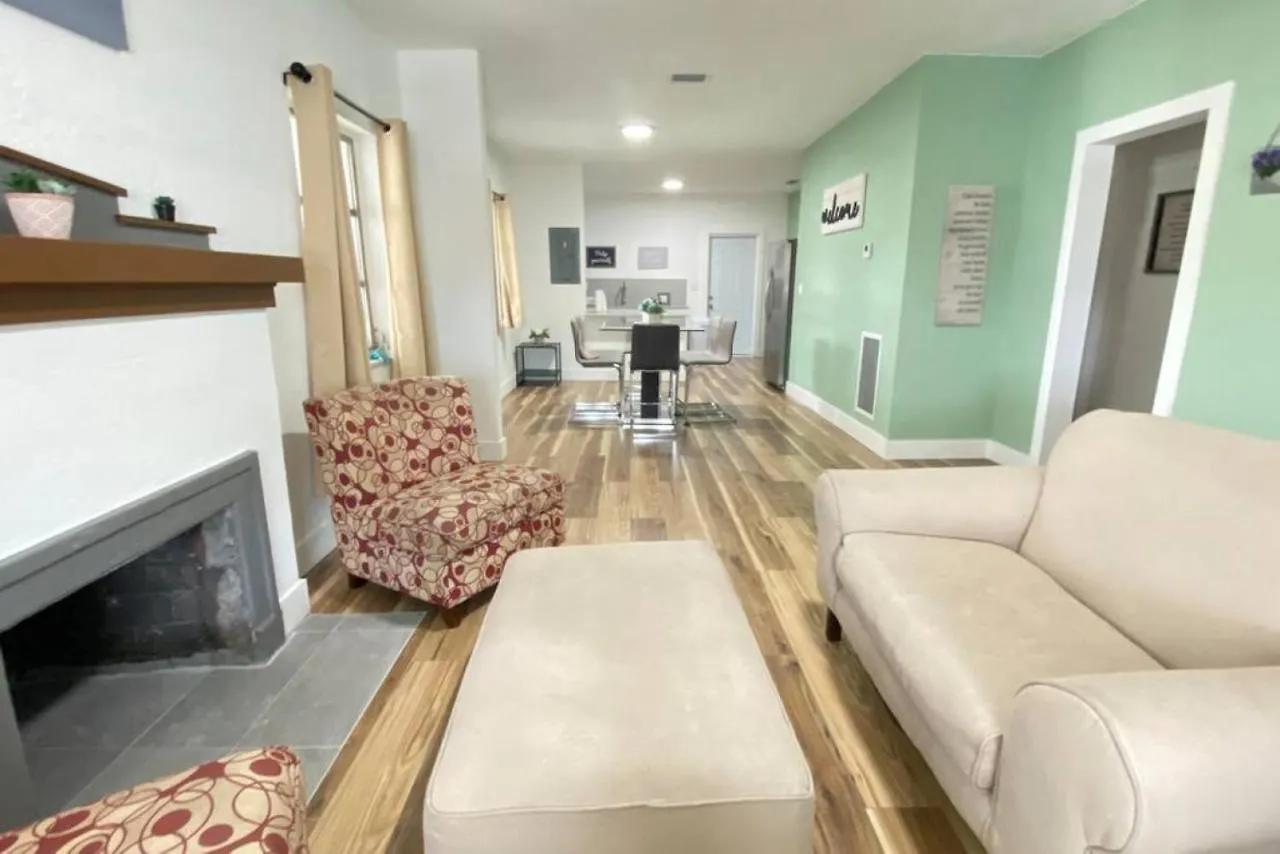 Heart Of Sleeps 10 Near Little Havana Beaches