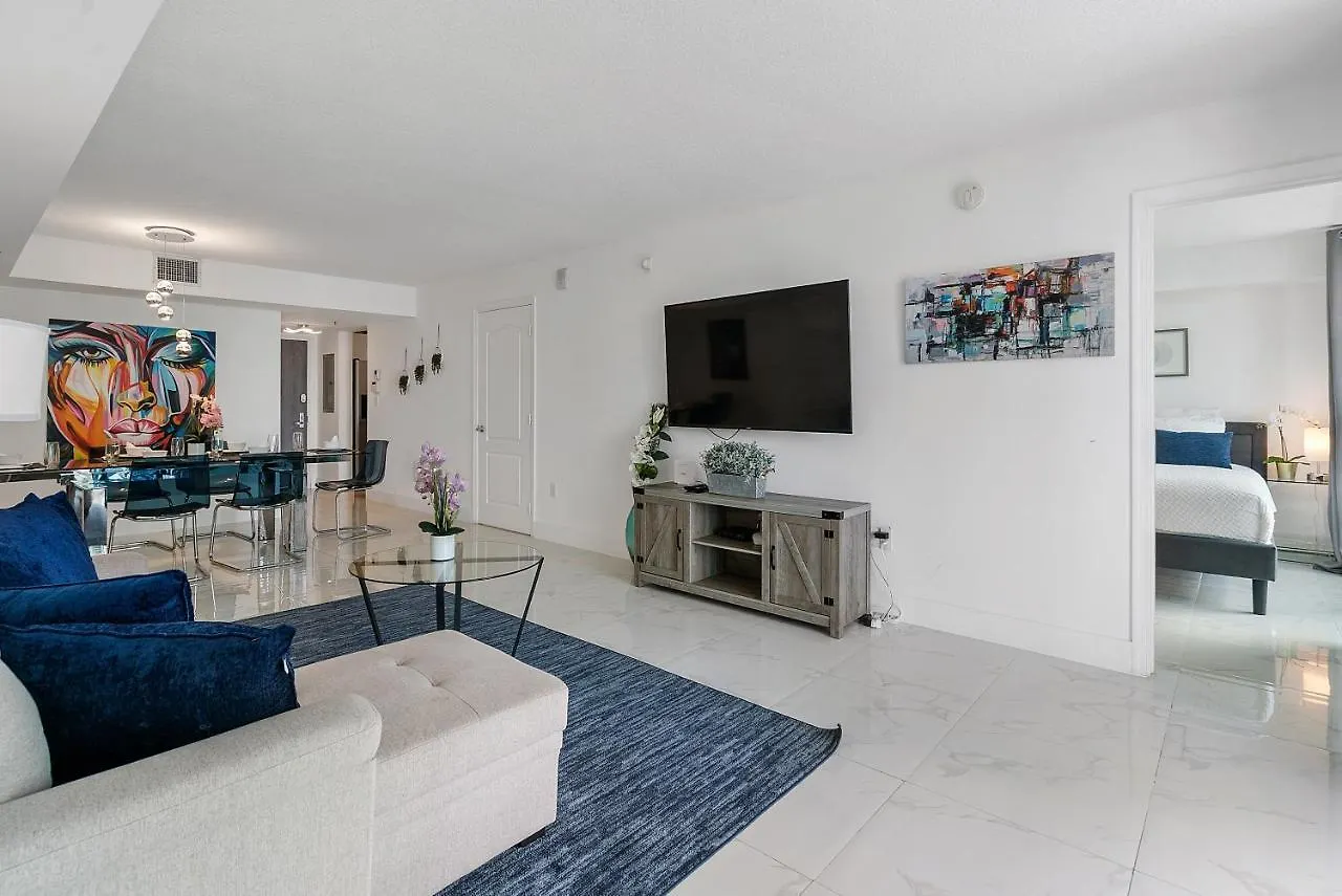 Awesome Penthouse Apt Brickell W/pool