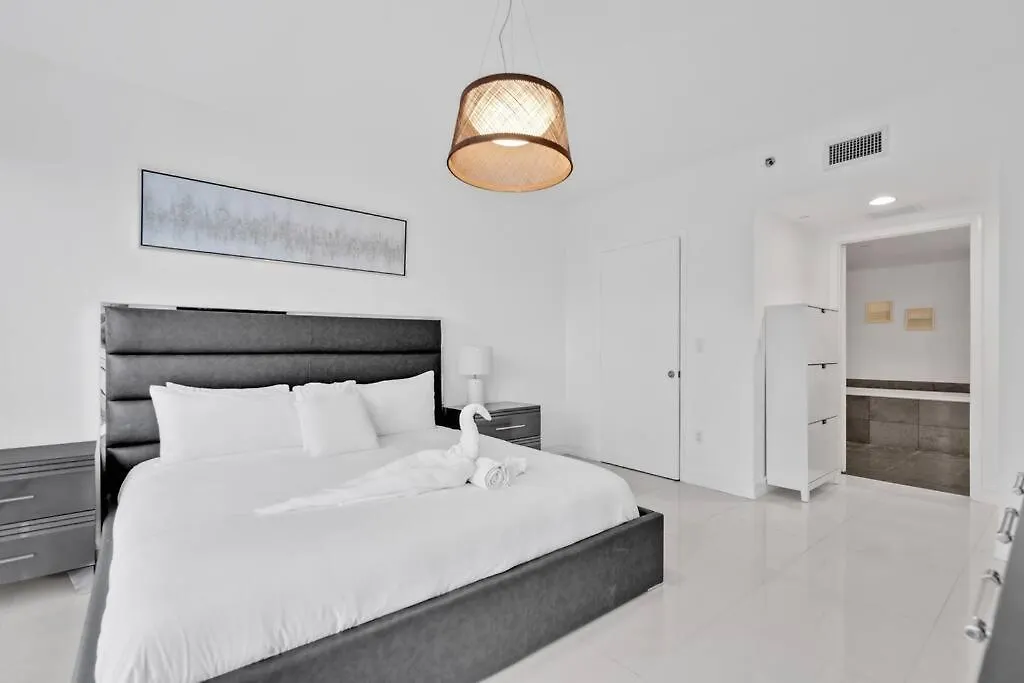 Astonishing 2 Bedroom Brickell *