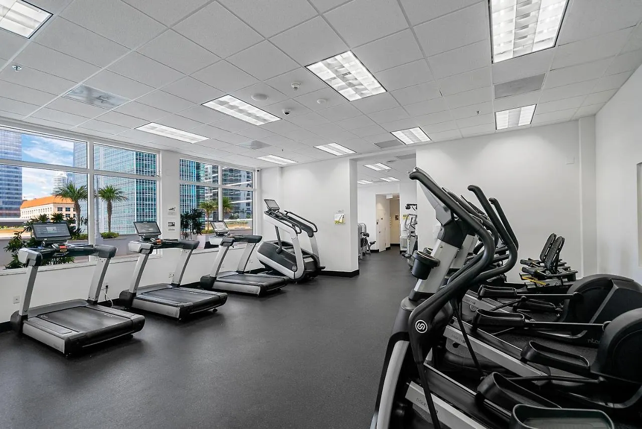 Awesome Penthouse Apt Brickell W/pool * Miami