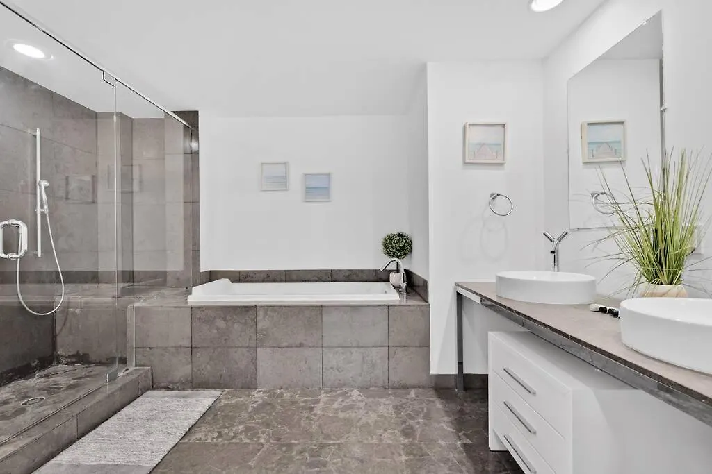 Astonishing 2 Bedroom Brickell