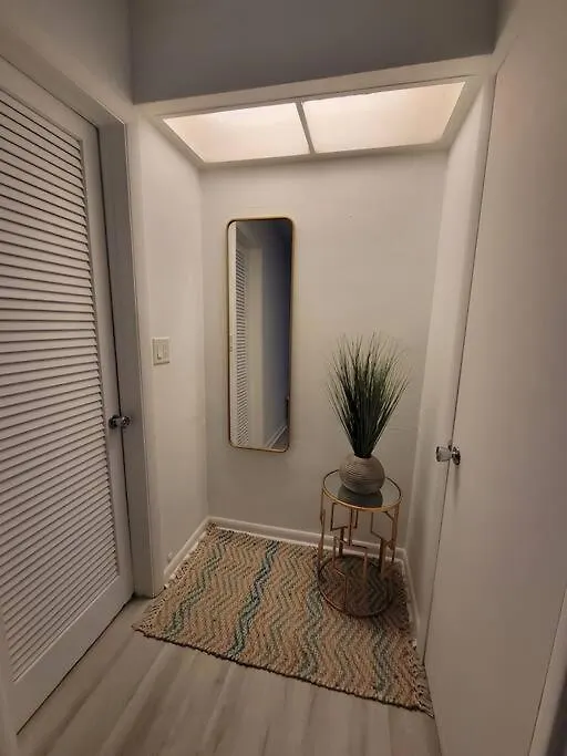 Sol # 2 With Free Parking Apartment *