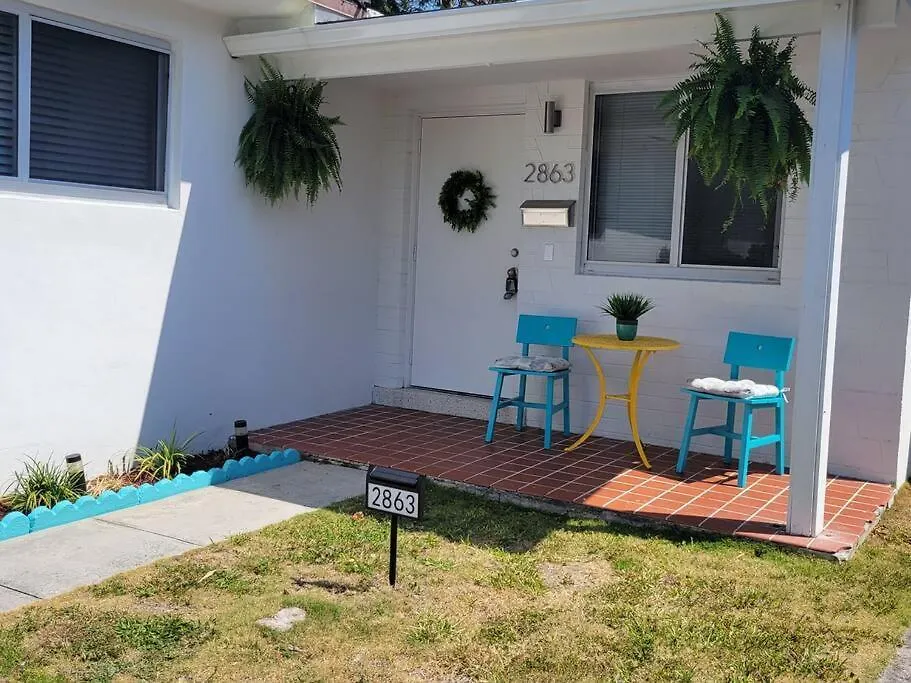 Sol # 2 With Free Parking Apartment
