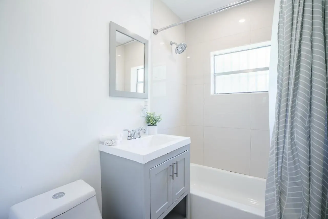 Modern 2 Bedroom In The Heart Of Wynwood Art District *