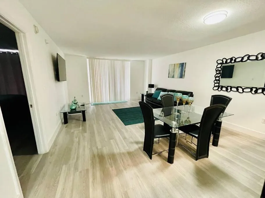Casa Ruiz - Brickell District 公寓 *