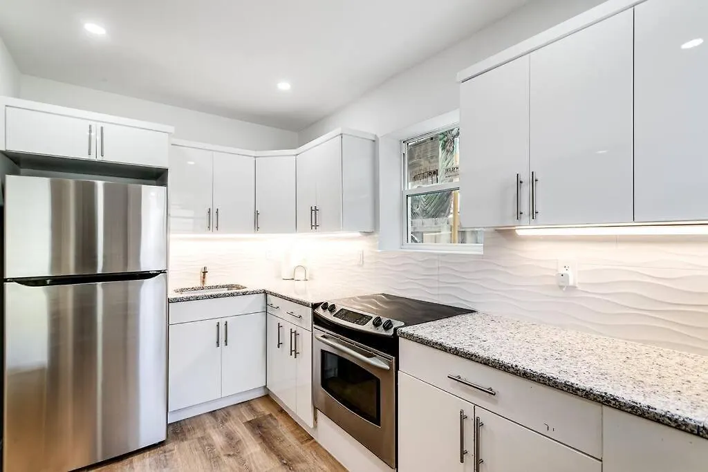 Beautiful Shenandoah One Bedroom Fast Internet Shen3 Apartment *