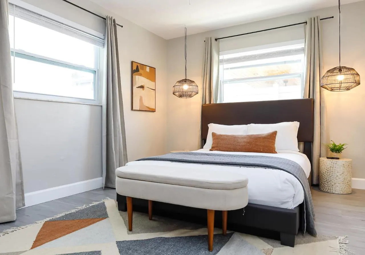 La Vie Boheme 2 - Charming Oasis W Parking Holiday home