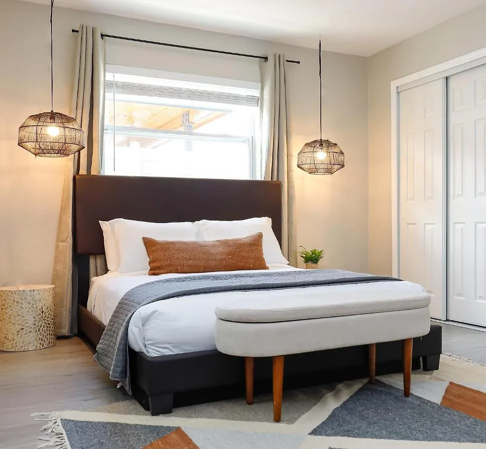 Holiday home La Vie Boheme 2 - Charming Oasis W Parking Miami