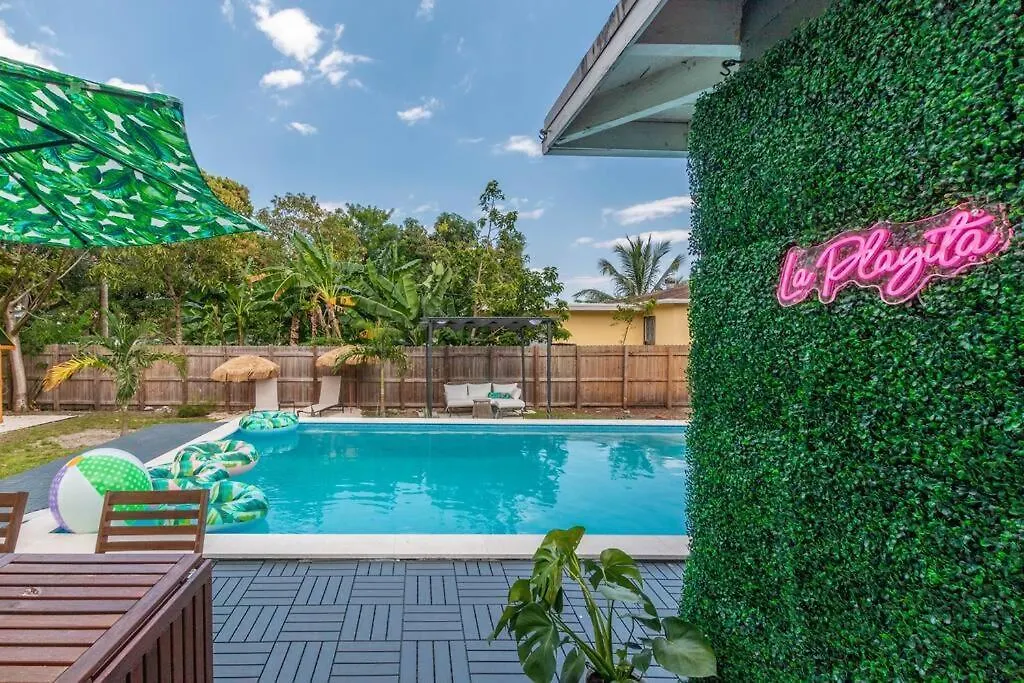 La Playita 4-br Heated Pool 16 Guests *
