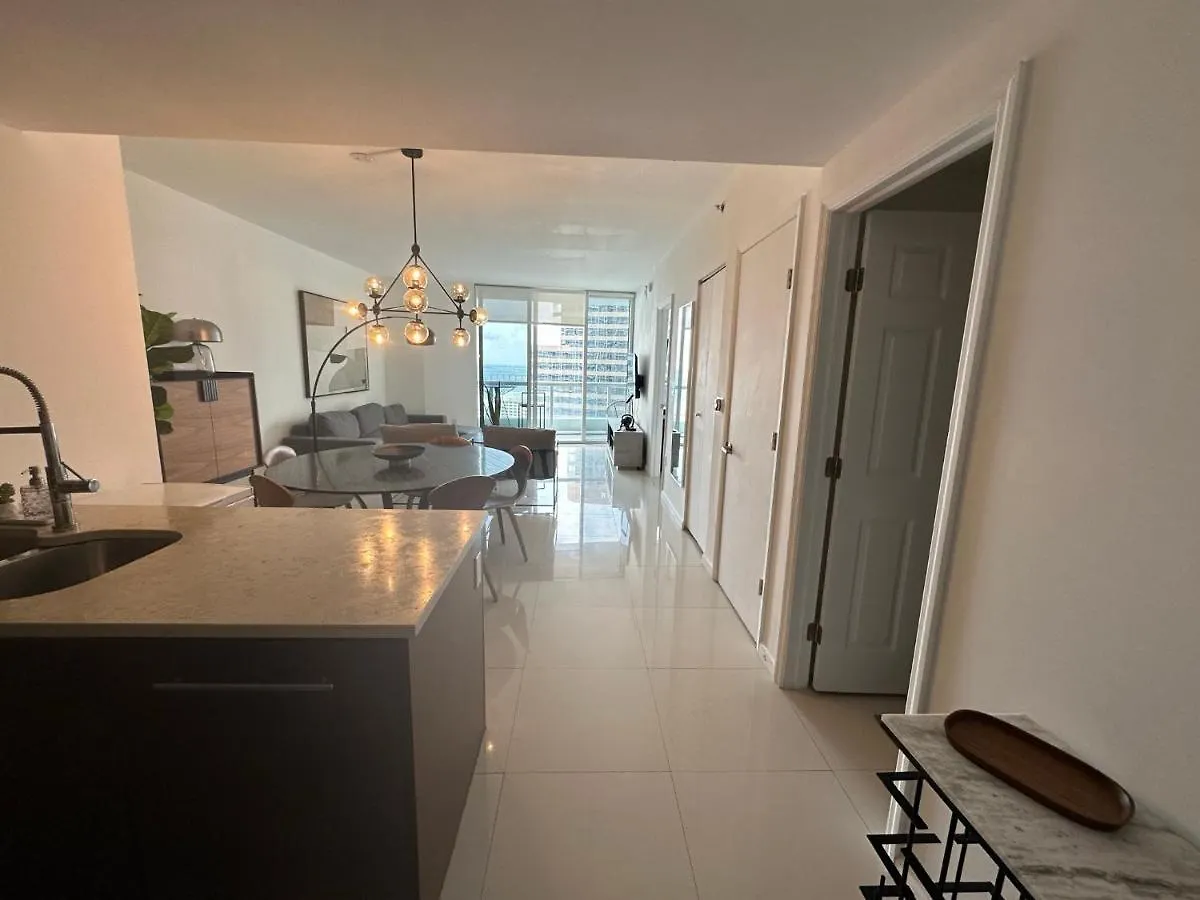 Icon Brickel Deluxe And Exclusives Miami