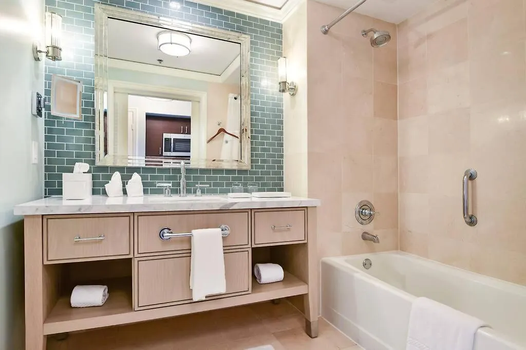 Stunning Located At The Ritz Carlton-key Biscayne 펜션