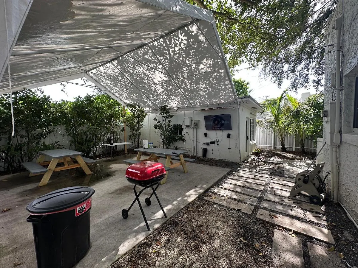 Hostel Oqp Vacations Design District Miami