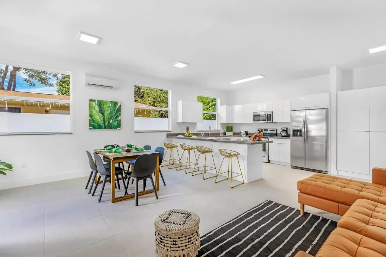 别墅 Up To 16 Guests! Modern House Near Wynwood 迈阿密