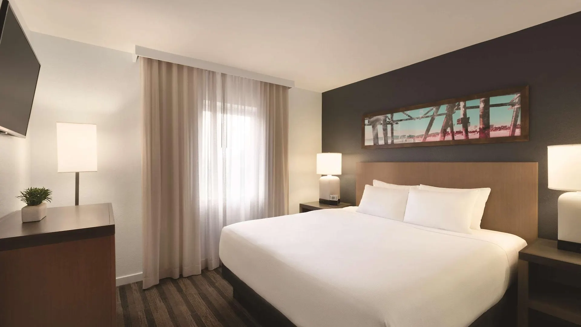 Hotell Hyatt House Airport 3*