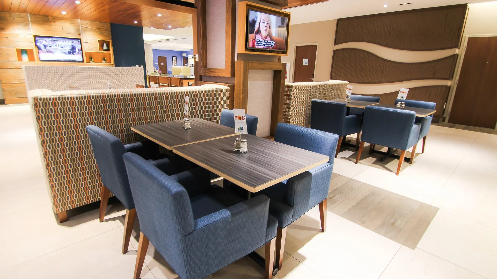Express & Airport East By Ihg Hotel Miami