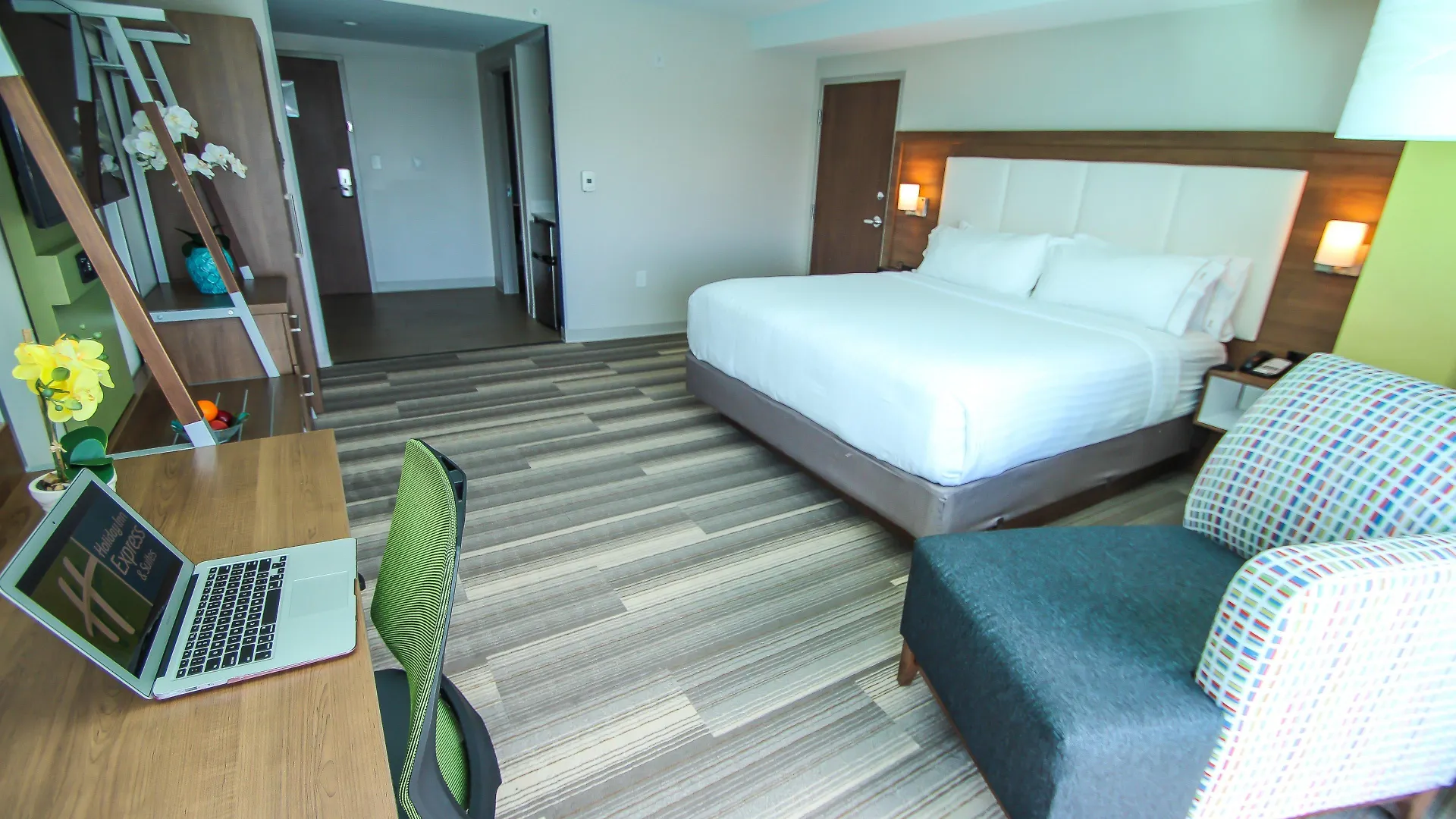 Hotel Express & Airport East By Ihg 3*