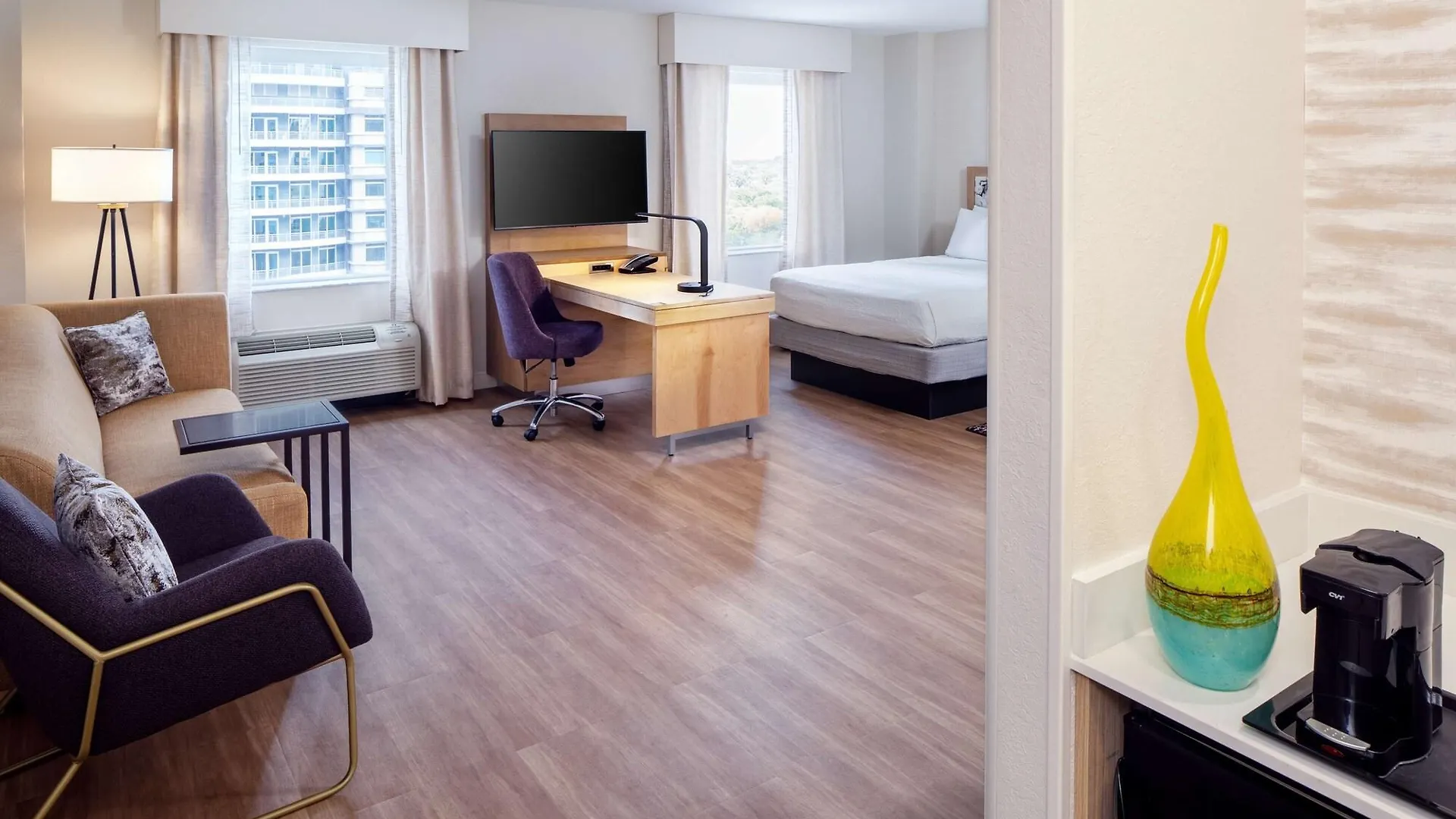 Hotell Hampton & By Hilton Downtown/brickell